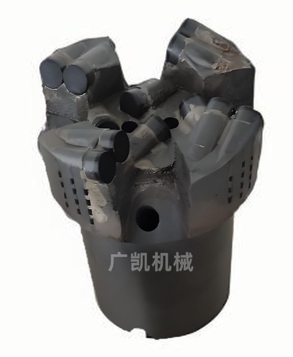 加强内凹四翼PDC烧结体钻头