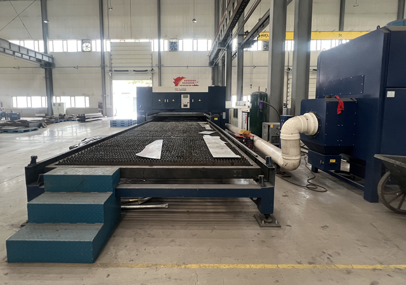 全自动激光切割车间