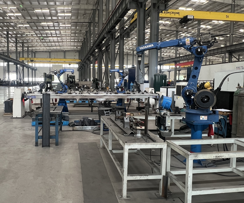 机器人焊接车间